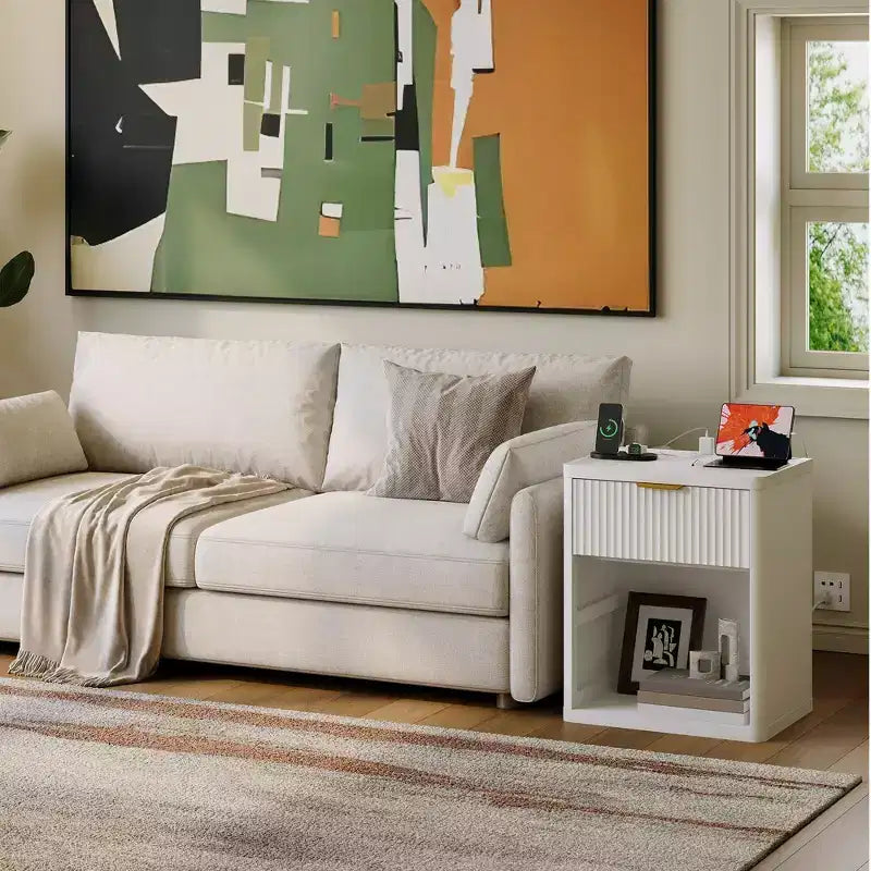 Table de chevet cannelée beige/blanc, style moderne du milieu du siècle, 1 ou 2 pièces