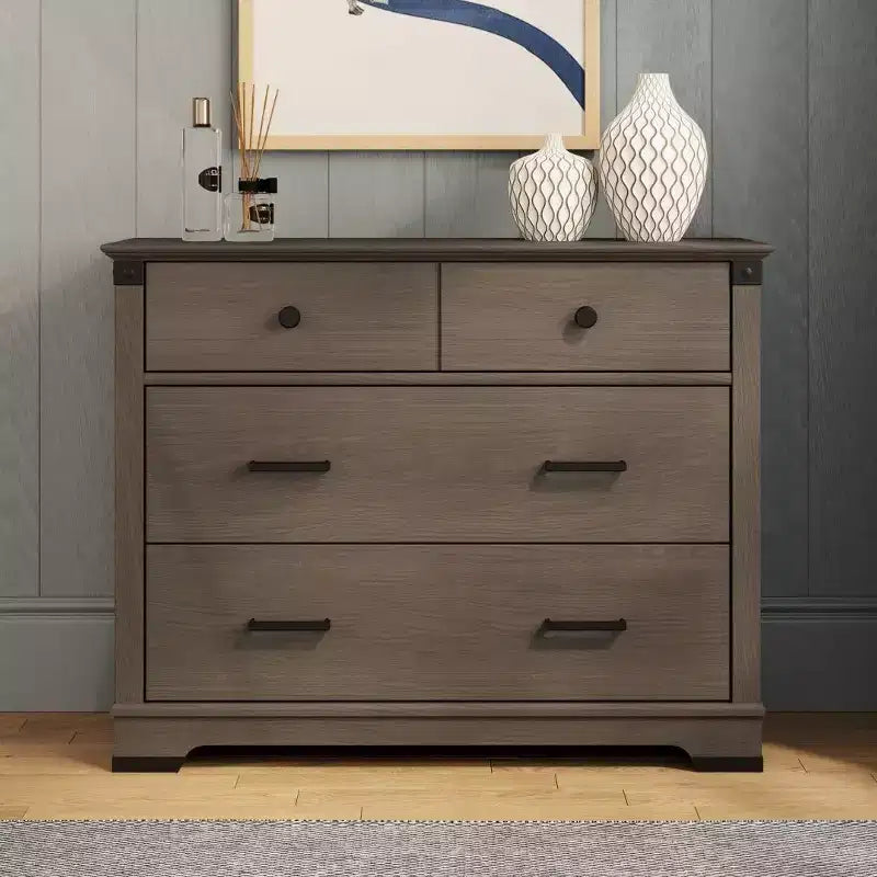 Lit convertible 4-en-1, commode et meuble de rangement Coach Cherry / Dapper Gray pour chambre de bébé – 3 pièces, 1 enfant