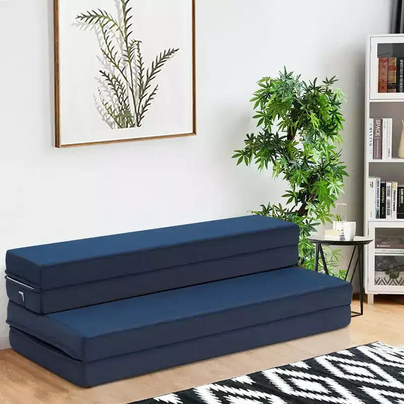 Matelas en mousse pliable grand lit gris, quart de pli, pour 1 à 2 personnes